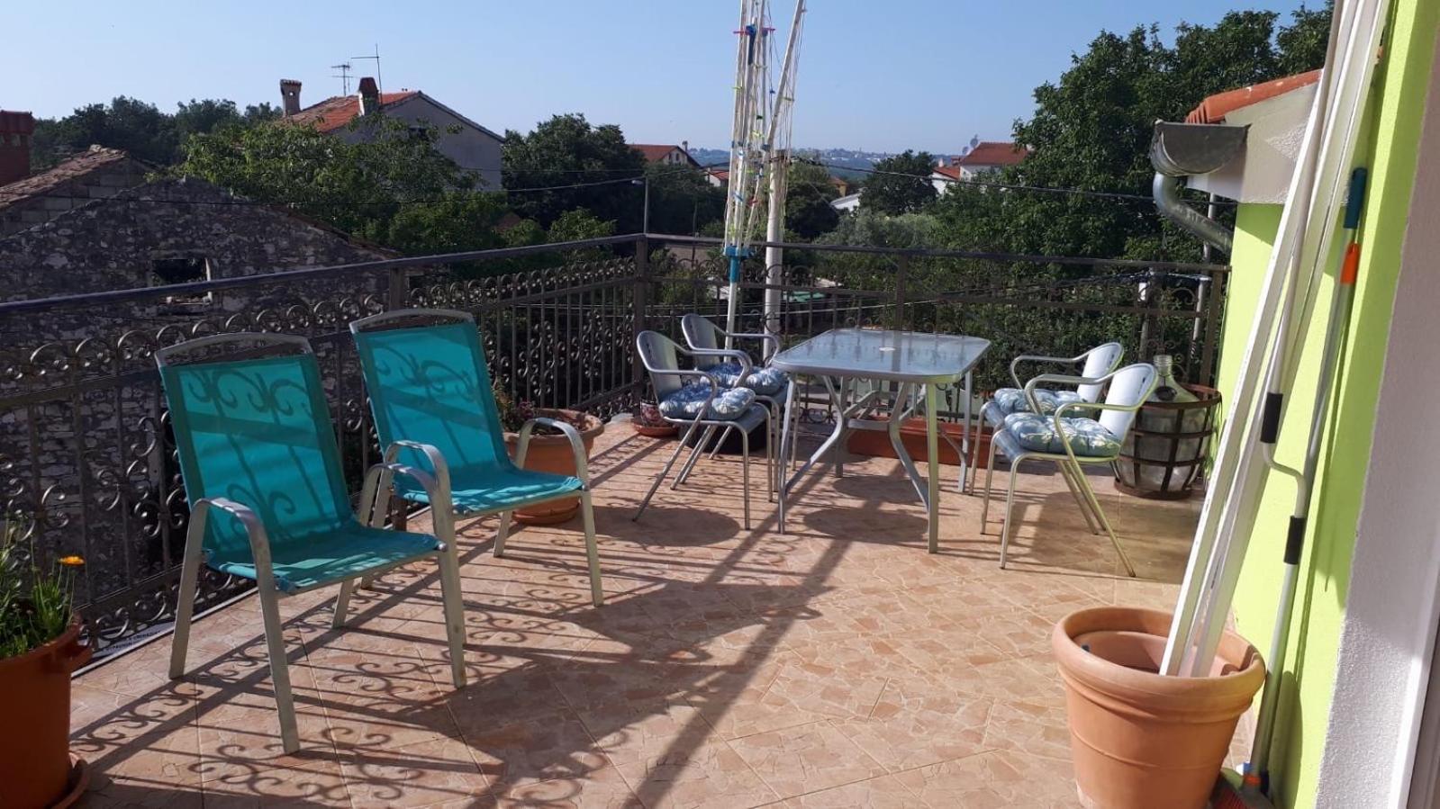 Apartments Zlata โปเรช ภายนอก รูปภาพ